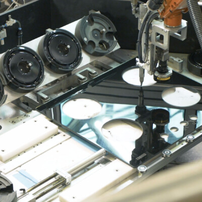 Gluing application Gluing application